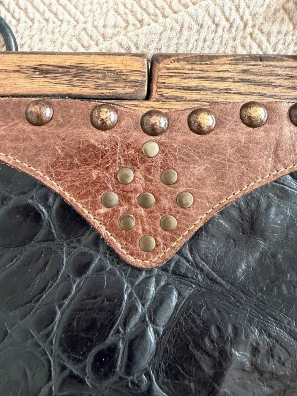 Artisan Made Vintage Womens Leather Wood Frame Studded Hand/Shoulder Bag Boho